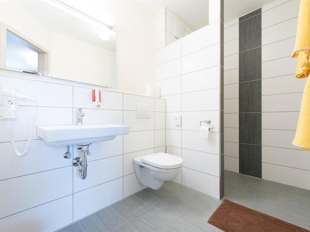 Landgasthof Schwarzes Ross Ansbach Exteriör bild